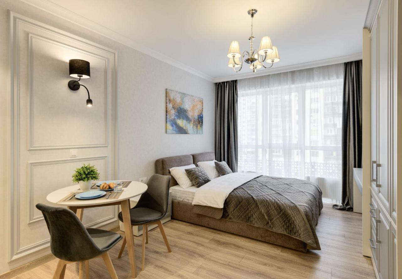 Modern New Cozy Apartment Kvartet Railway Station キエフ エクステリア 写真
