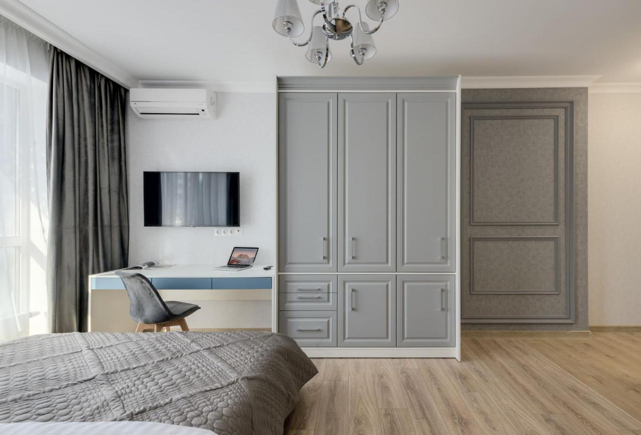 Modern New Cozy Apartment Kvartet Railway Station キエフ エクステリア 写真
