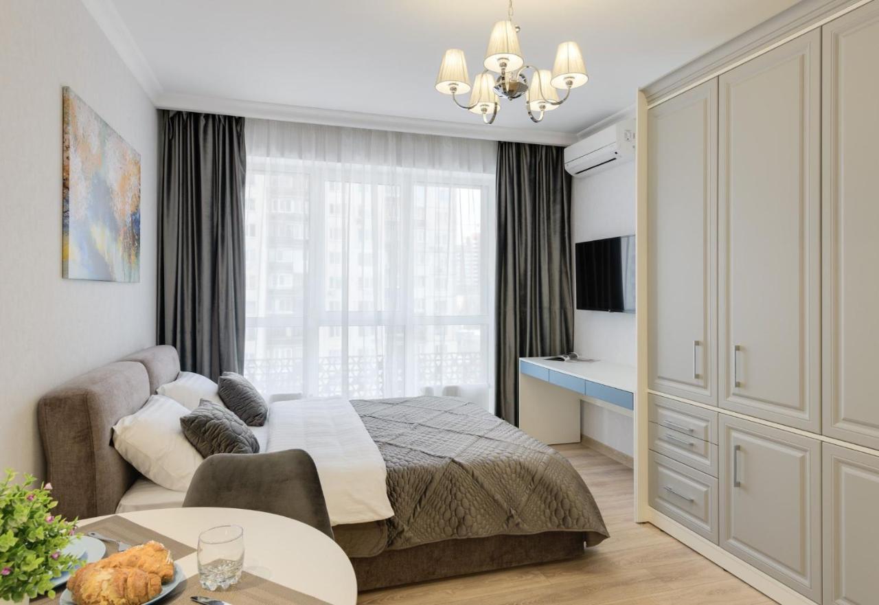 Modern New Cozy Apartment Kvartet Railway Station キエフ エクステリア 写真