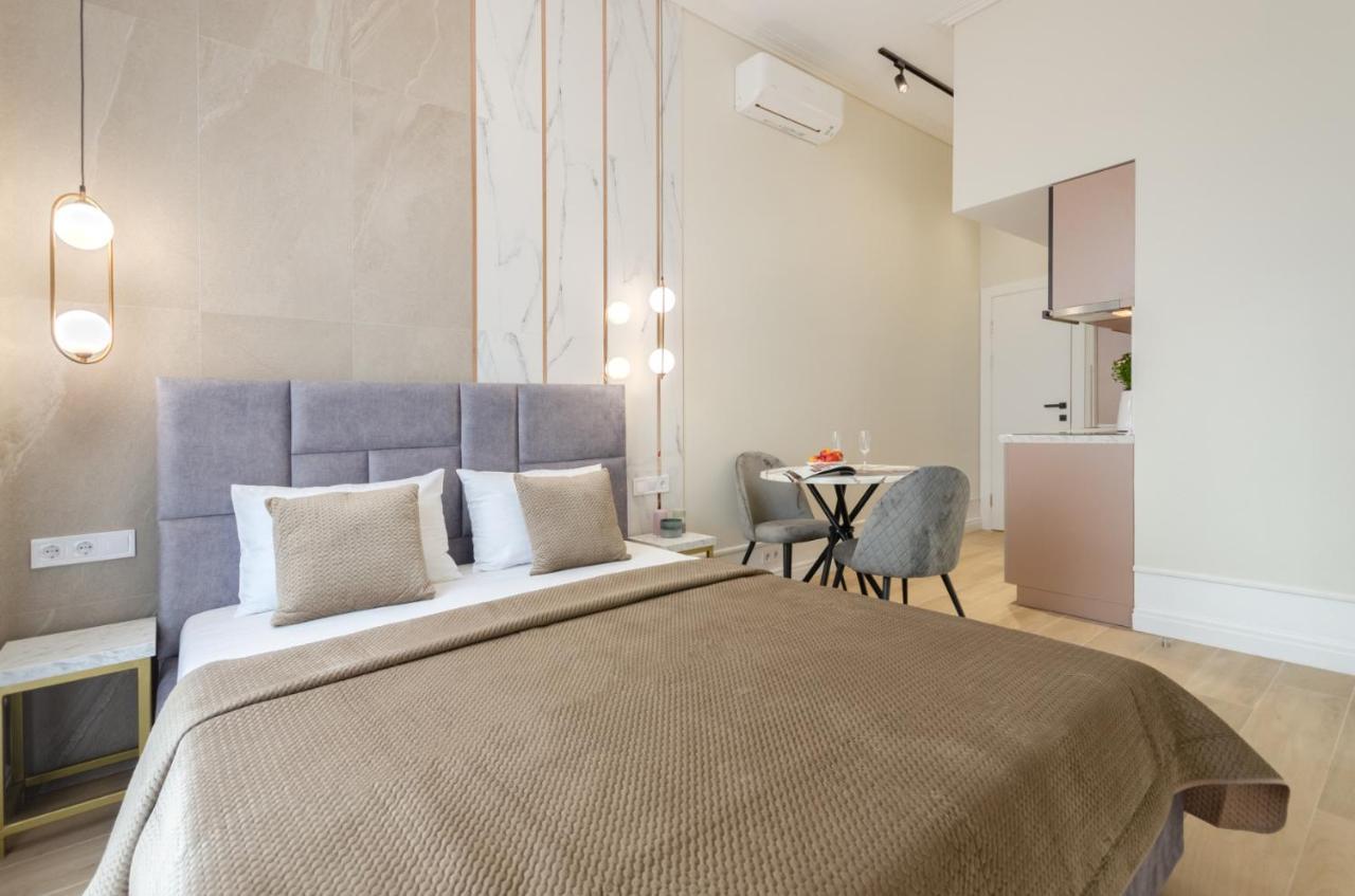 Modern New Cozy Apartment Kvartet Railway Station キエフ エクステリア 写真