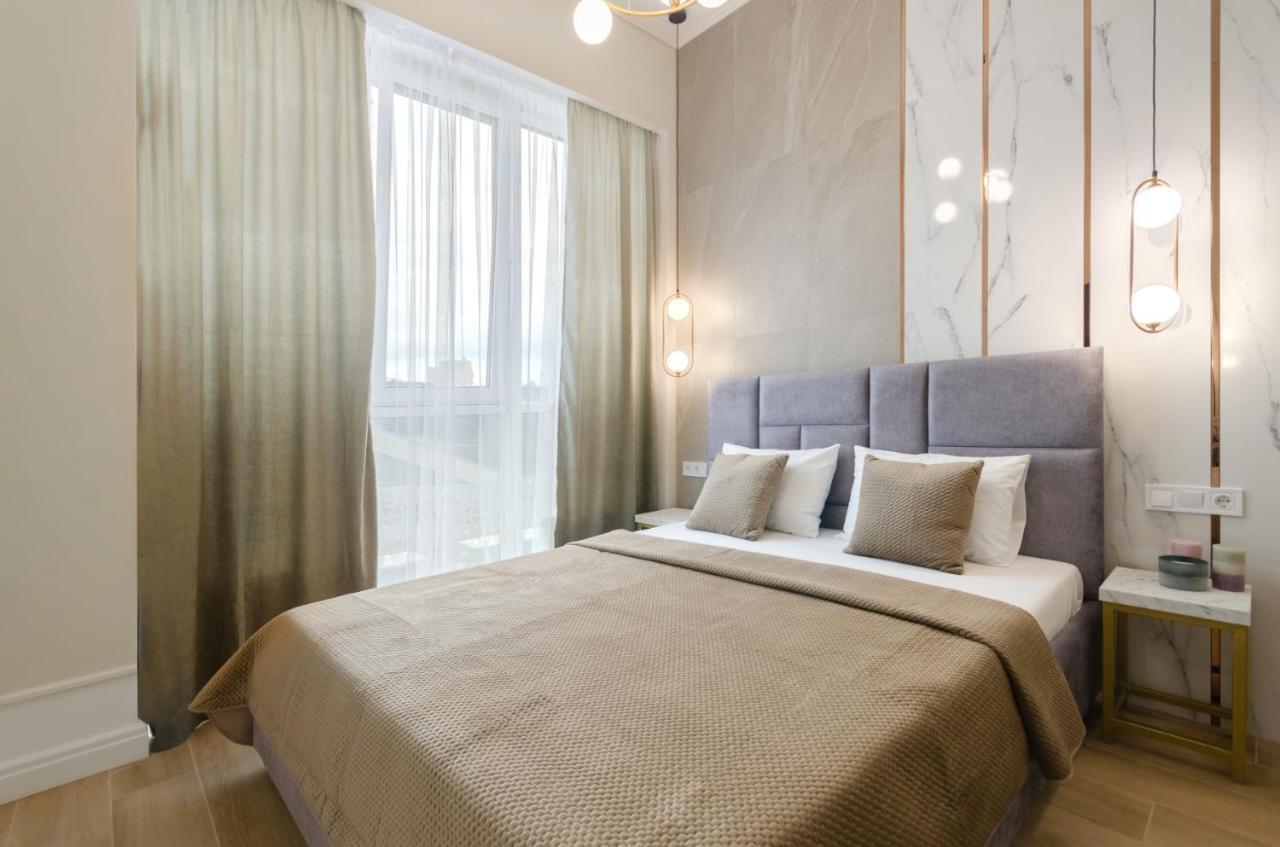 Modern New Cozy Apartment Kvartet Railway Station キエフ エクステリア 写真