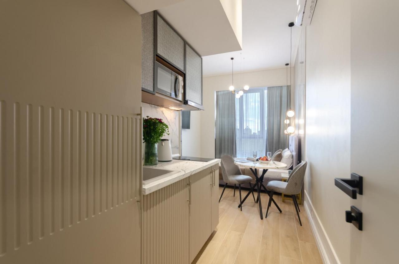Modern New Cozy Apartment Kvartet Railway Station キエフ エクステリア 写真