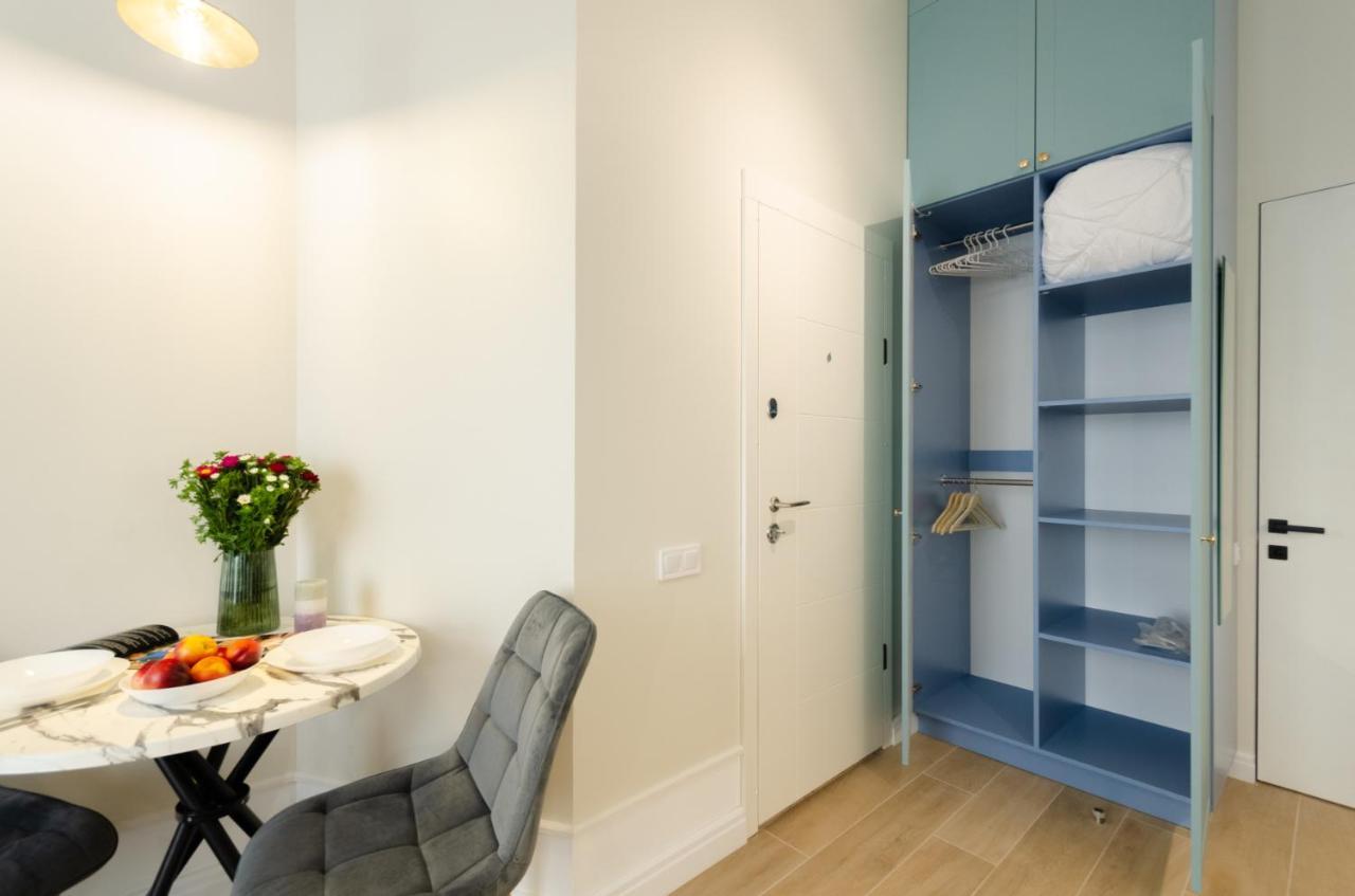Modern New Cozy Apartment Kvartet Railway Station キエフ エクステリア 写真