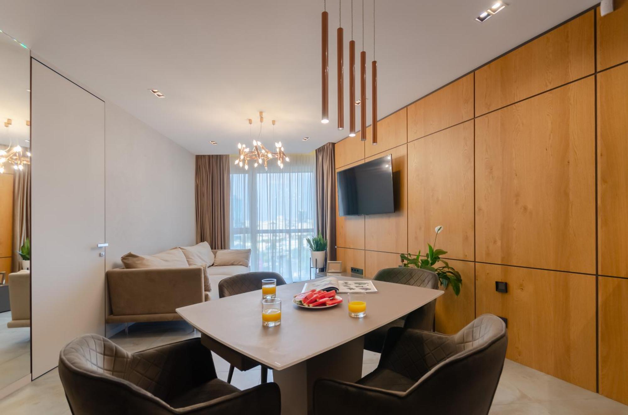 Modern New Cozy Apartment Kvartet Railway Station キエフ エクステリア 写真